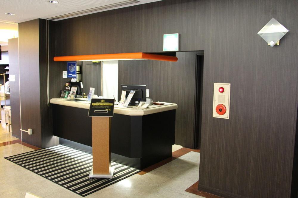 Apa Hotel Tokushima Ekimae Экстерьер фото