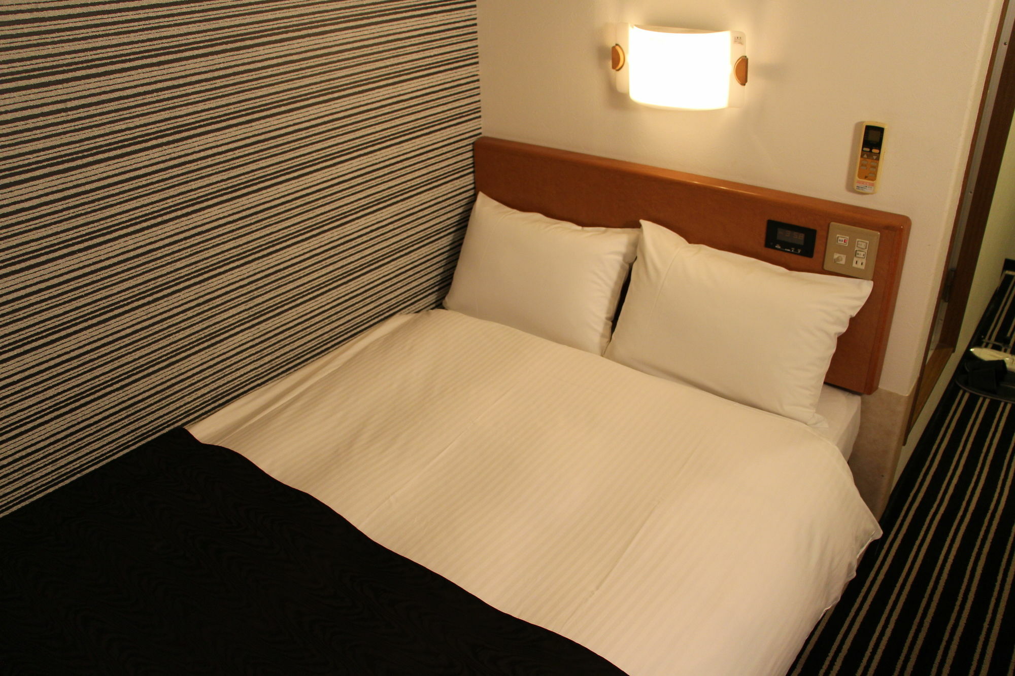 Apa Hotel Tokushima Ekimae Экстерьер фото